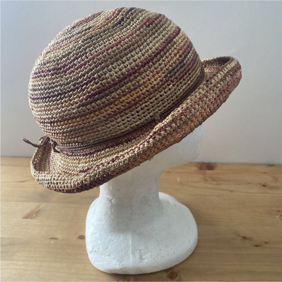 Helen Kaminski 100% Raffia Hat - Picture 3 of 7